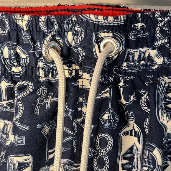 Lands’ End Men’s Swim Trunks Size Med. Blue & White Nautical Theme. - Picture 4 of 10